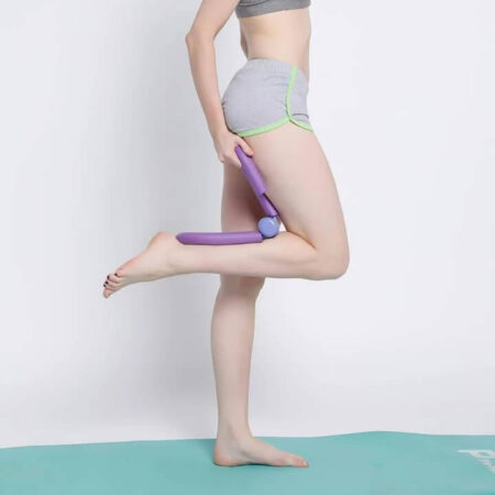 Уред за стягане на бедрата