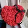 Сърце от рози в кутия 25см